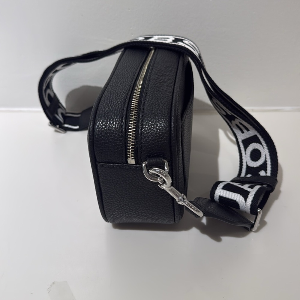 Marc Jacobs Black and White Crossbody Camera Bag - Picture 3 of 8